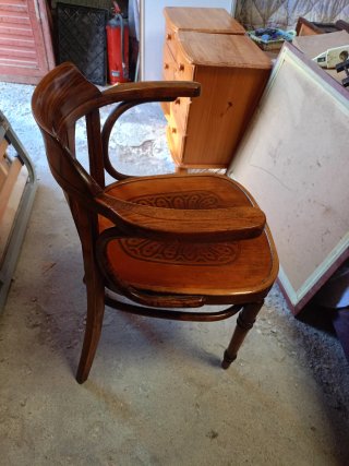 Silla vintage de madera