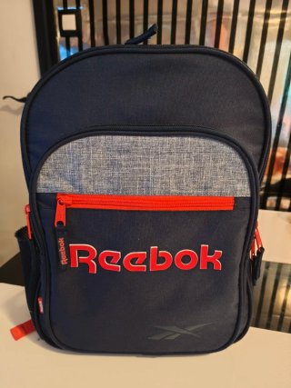 Mochila Infantil escolar para niños marca Reebok