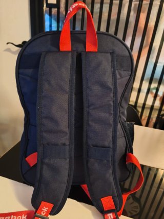 Mochila Infantil escolar para niños marca Reebok