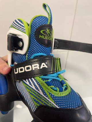 Patines HUDORA talla 26-29 y casco
