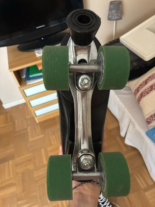 Patines Clásicos Negros 4 Ruedas