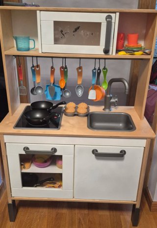 Cocina infantil de madera Ikea