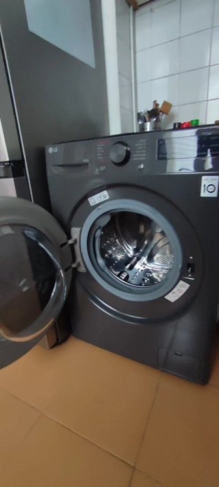 Lavasecadora LG 9/6 kg AI DD + TurboWash