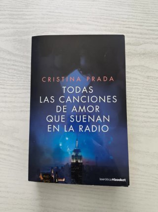 Todas las canciones de amor que suenan en la radio