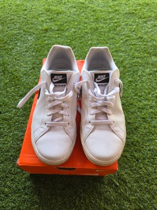 Nike Court Majestic Talla 43