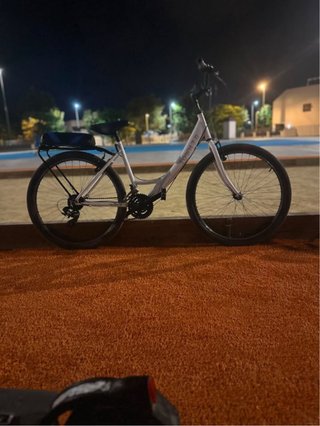 Bicicleta TOWN 7.0