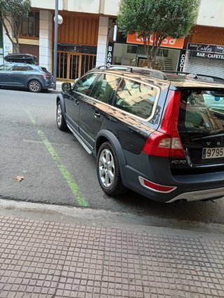 Volvo XC70 2011