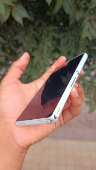 Sony Xperia Z C6603 Blanco Retro
