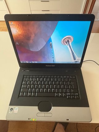 Packard Bell Portátil Negro/Plateado