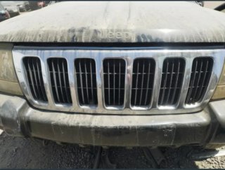 Rejilla Delantera Jeep Grand Cherokee II