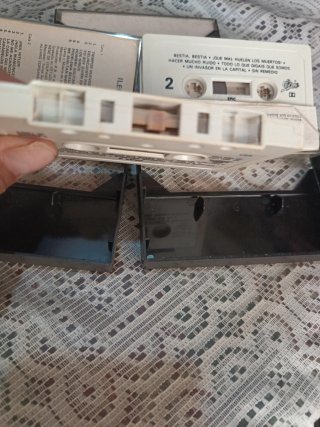 Cassettes Ilegales 84-85 Originales CBS
