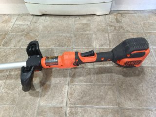 Desbrozadora Black+Decker para piezas