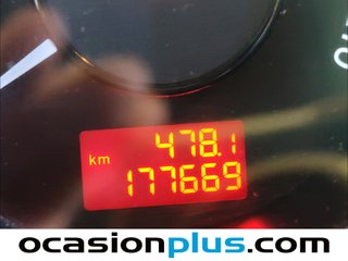 Peugeot 5008 2.0 BlueHDi Allure FAP 110 kW (150 CV)