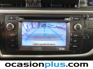 Toyota Auris Hybrid Advance 100 kW (136 CV)