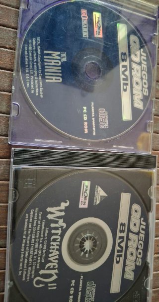 Lote 8 CDs PC: Juegos y Diccionarios