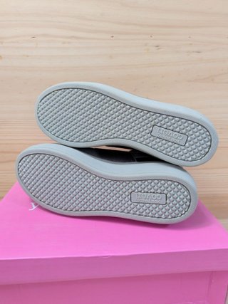 Zapatillas You Young Coveri Mujer 36 Gris Plateado