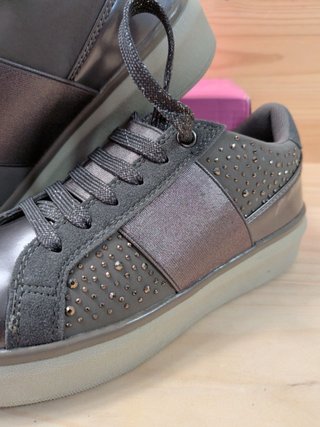 Zapatillas You Young Coveri Mujer 36 Gris Plateado