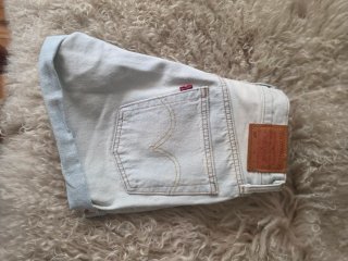 Levi's Shorts Talla 27