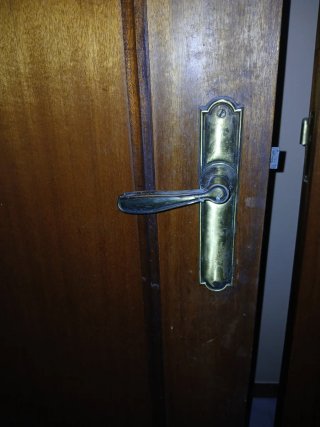 5 Puertas de madera en muy buen estado por reforma