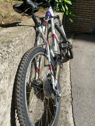 Bicicleta MTB Btwin Blanca/Roja