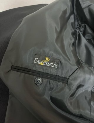 Traje negro