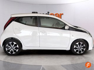 Toyota Aygo 1.0 70 x-play
