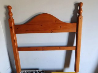 Cabecero de cama de madera