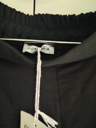 Pantalones lino marca Florencia negros