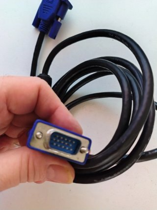 Cable VGA Monitor PC 180cm como nuevo.