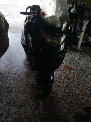 Moto Scooter Negra