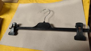 Lote 80 Perchas Pinza Pantalón Falda Negras