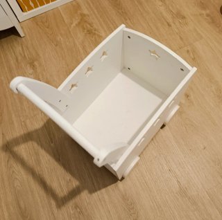 Carrito de madera blanco para niños