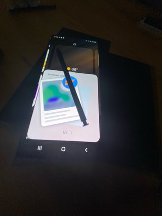 Samsung Galaxy S22 Ultra Negro/ Lila