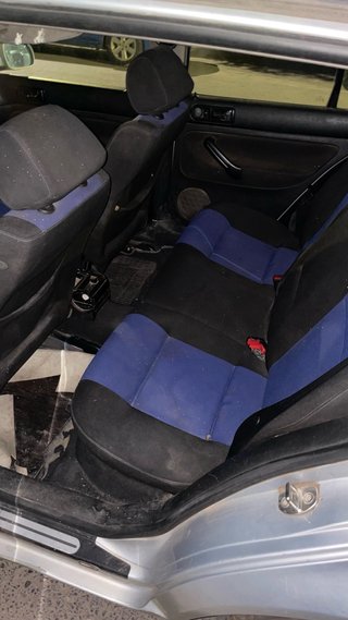 Volkswagen Golf 2000