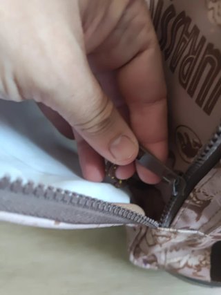 GRATIS - Mochila con ruedas Jurassic World - para