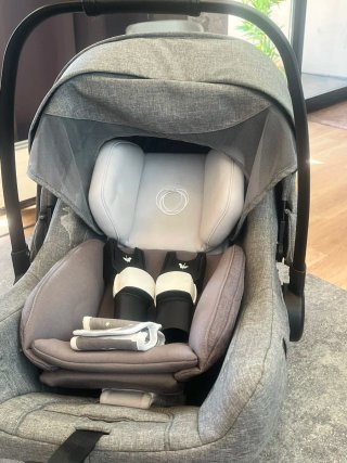 Capazo + silleta + silla coche Bugaboo