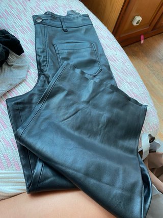 Pantalón Zara Piel Sintética Negro Ancho