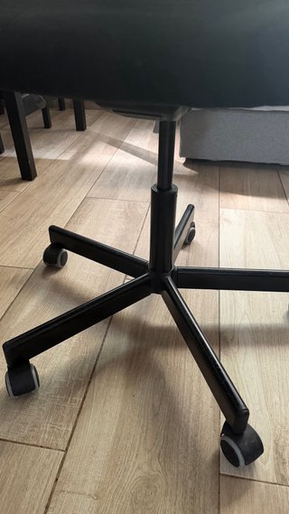 Silla de oficina IKEA FLINTAN negra