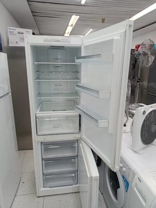 ☆NEVERA MARCA BOSCH COMBI NOFROST A++☆