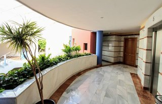 Oficina en alquiler en Puerto Banús en Marbella