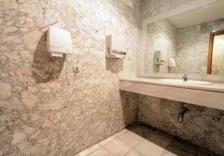 Oficina en alquiler en Puerto Banús en Marbella
