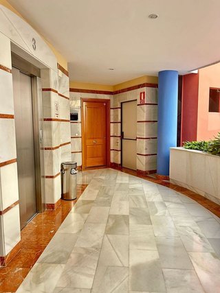 Oficina en alquiler en Puerto Banús en Marbella