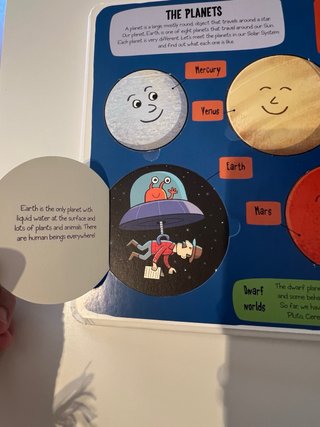 2 libros Little Explorers