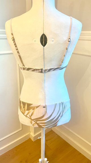 Bikini reversible lunares hoja dorada