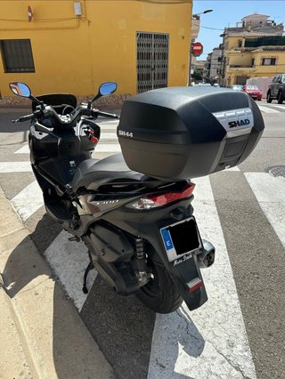 Kawasaki J300 2019 Negra