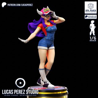 Figura Arale Resina 15cm