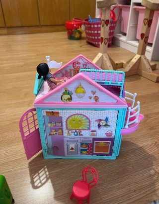 Casita de Barbie y de su hermana Chelsea.