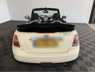 MINI Cooper 2010