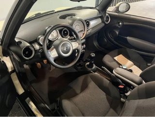 MINI Cooper 2010