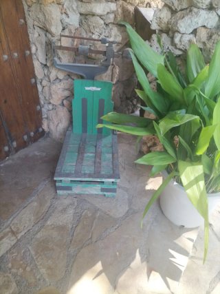 Anclas decorativas antiguas